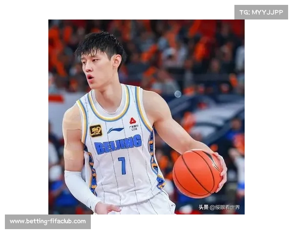 媒体人谈曾凡博遭冷遇 教练更看重饭碗平时训练早已决定上场机会